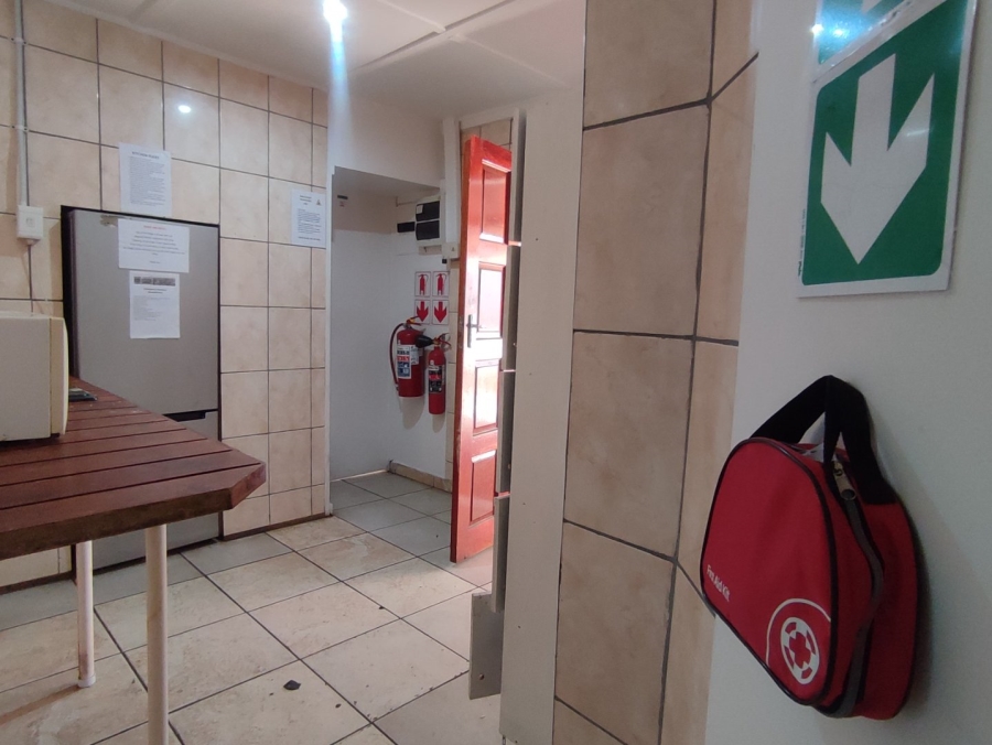 10 Bedroom Property for Sale in Brandwag Free State